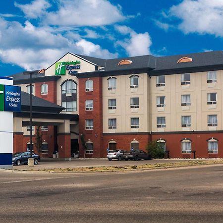 Holiday Inn Express Hotel & Suites - Slave Lake By Ihg Esterno foto