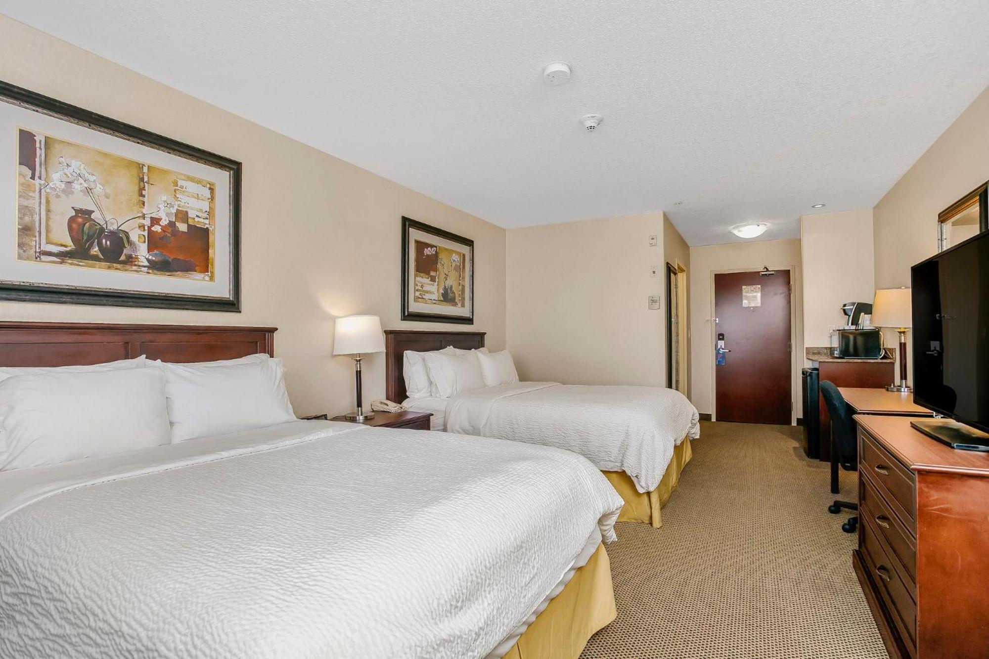 Holiday Inn Express Hotel & Suites - Slave Lake By Ihg Esterno foto